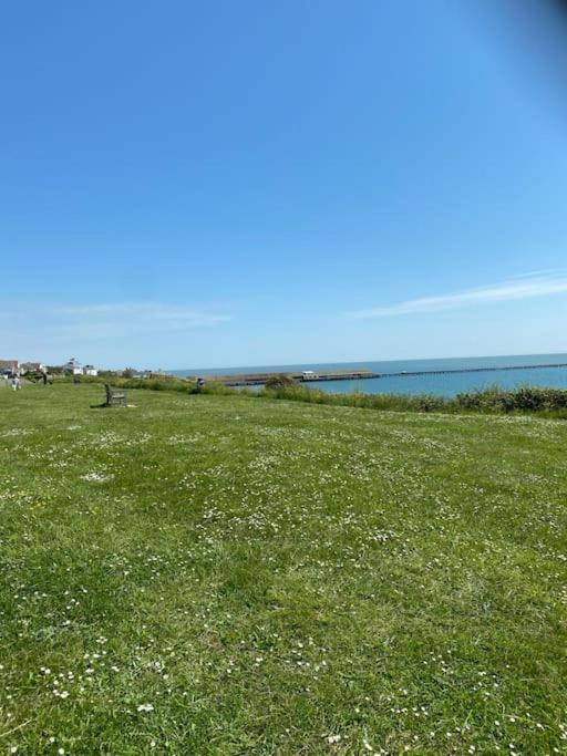 Lovely 1 Bed Flat 200 Metres From