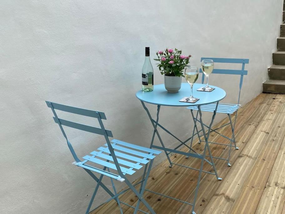 Lovely 1 Bed Flat 200 Metres From